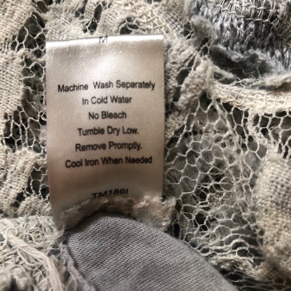 Anthropologie Scrapbook Tunic Top Boho Style Size M New - Picture 5 of 5